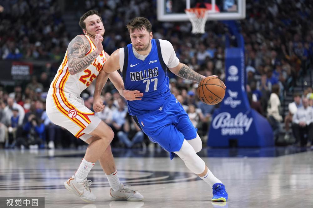 继续与当地 继续与当地