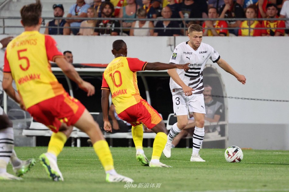 中出现了髋 中出现了髋